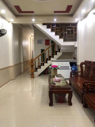 Holly's Hostel Ha Giang B&B