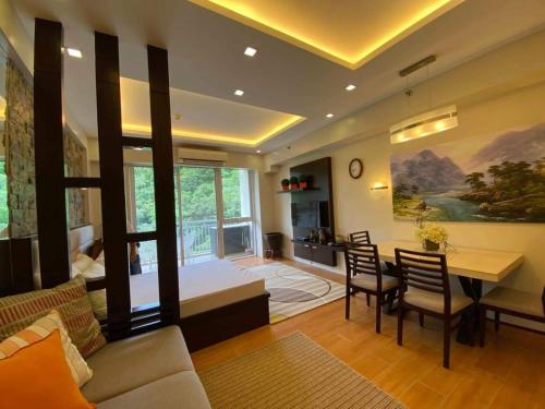 บริการและสิ่งอำนวยความสะดวก, PICO DE LORO ACCOMMODATIONS NORMAN AND LOURDES RESORT & CONDO PH in นาซุกบู