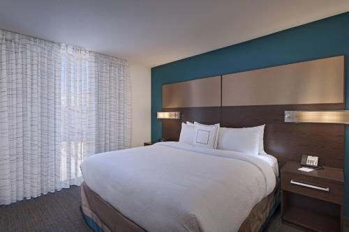 2 bedrooms, 3 beds