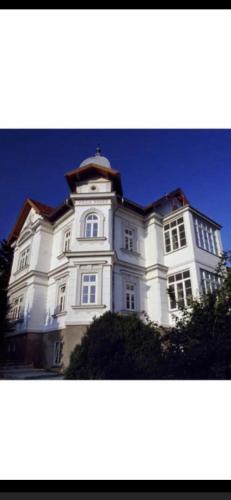 . Villa Reder