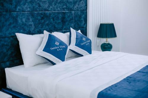 Standard Double Room image 10