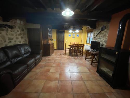 casa rural la tramonera in San Esteban De La Sierra