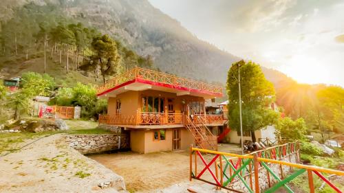 Nature's Paradise -Tirthan valley