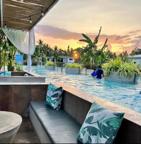 11th Earth Farm and Resort in Nabua