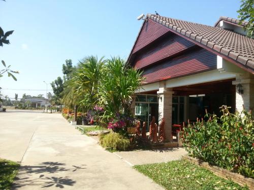 로비, Thong Paeka Hotel in 프라삿