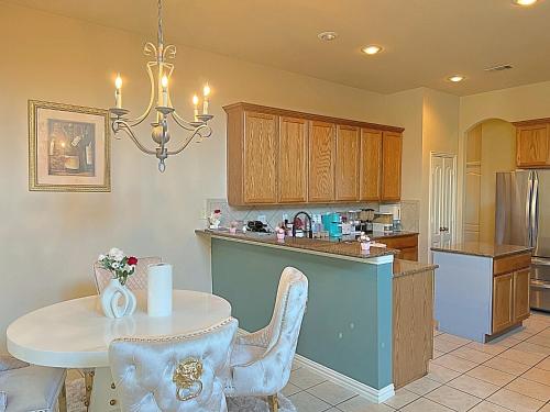 The Queens luxury palace in Grand Prairie, USA