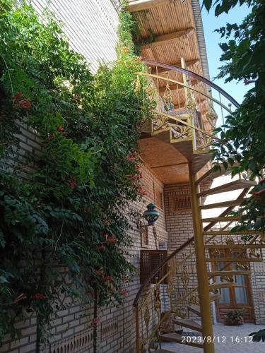 Sasha & Son Hotel – Bukhara, DC