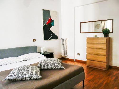 Modern 1 Bedroom near metro, Roma (foto 3)