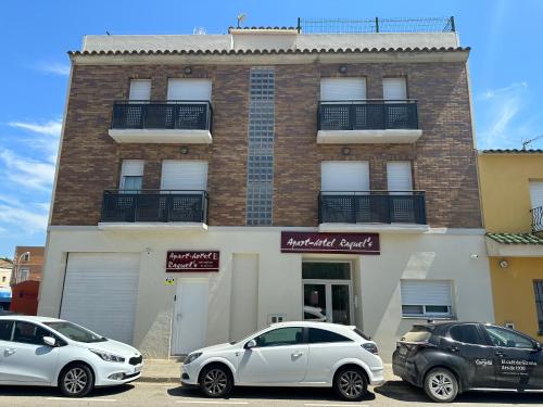  Apart & hotel Raquel´s, Pension in Sant Pere Pescador