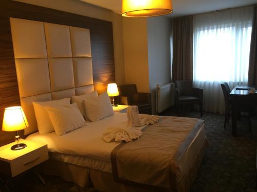 Derpa Suite Hotel - Hôtel - Istanbul