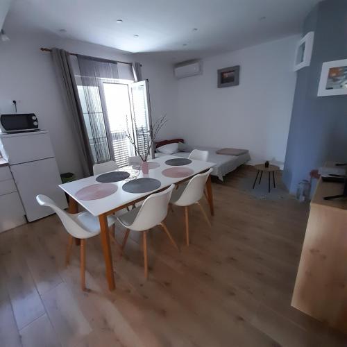  Apartments Filipovic in Biograd na Moru
