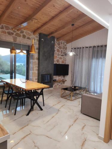 Luxury Villa Serani with Panoramic View