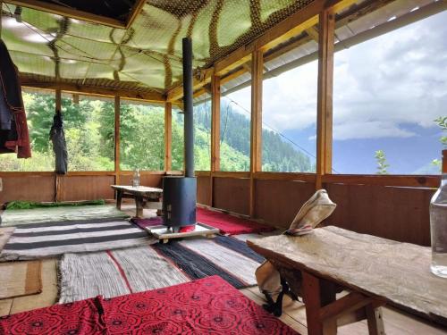 Nomind Vibe, Lapas Village ,Parvati Valley Nomind Vibe, Lapas Village ,Parvati Valley