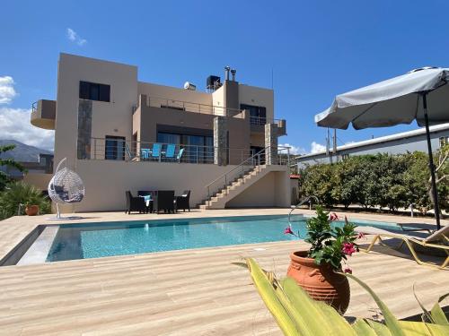 Villa Callista with Private Pool and Hot Tub Crete