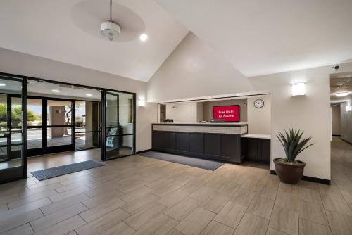 Red Roof Inn Tucson North - Marana - image 9