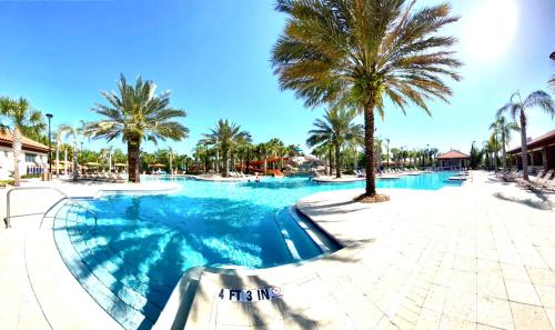 Marvelous Villa with South facing pool and themed bedrooms close to Disney in Davenport, USA