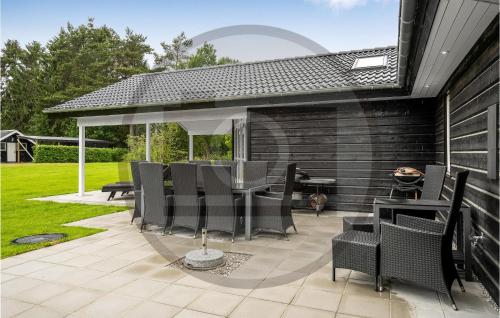 Exterior view, Stunning Home In Ebeltoft With Sauna in Fuglslev