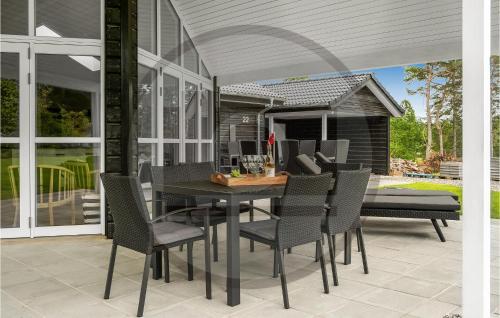 Exterior view, Stunning Home In Ebeltoft With Sauna in Fuglslev