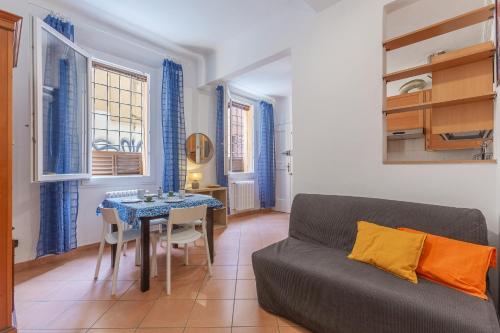 Piazza Aldrovandi Quiet Lovely Apartment