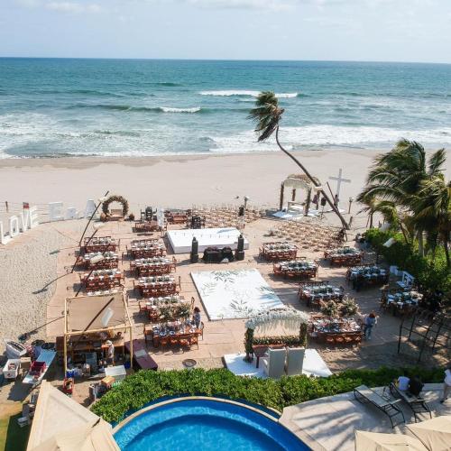 Mishol Bodas Hotel & Beach Club Acapulco Diamante in Puerto Marques