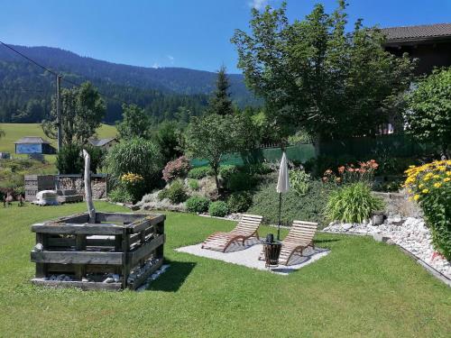 Studio Holunder Weissbriach Studio Holunder Weissbriach