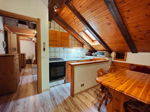  Hostdomus - Bouvier Apartment, Unterkunft in Cesana Torinese