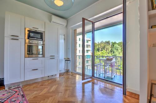 Ca' Muna - Sea View Penthouse, Private Rooftop, Walking to the Beach, Rapallo (foto 11)