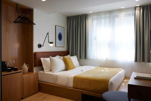 room detail thumbnail 0