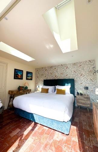 2 twin beds