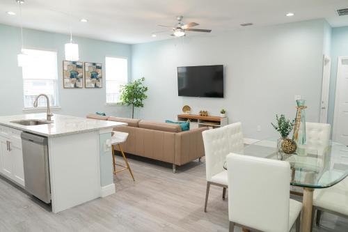 Chestnut Luxury Villas #3 in Tampa, USA