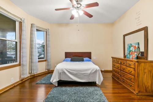Bedroom near Yale Hospital/Bridgeport in Bridgeport, USA