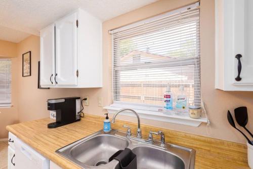 Central San Antonio 3BR Home in San Antonio, USA