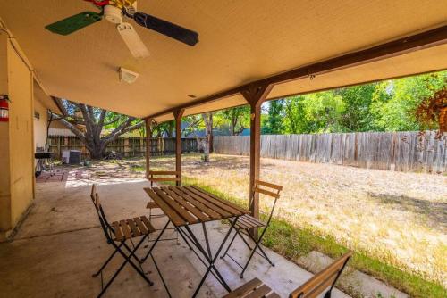Central San Antonio 3BR Home in San Antonio, USA
