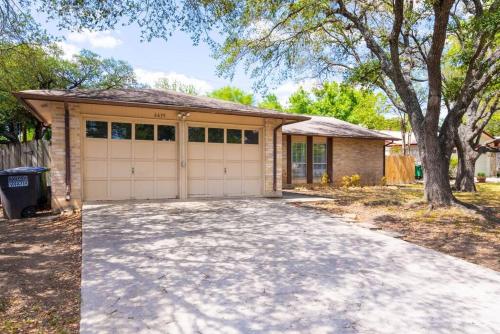 Central San Antonio 3BR Home