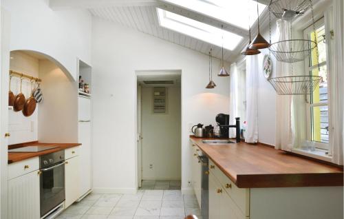 2 Bedroom Amazing Home In Gilleleje