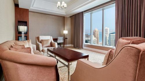 Junior Suite image 3