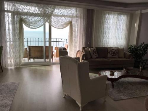 SEA WİEW AND MOUNT WİEW 6 BEDROOMS,4 BATHROMS