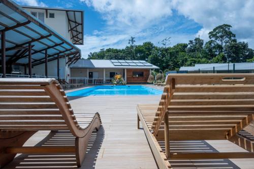 Zwembad, Hôtel Belle Terre Resort (Hotel Belle Terre Resort) in Cayenne
