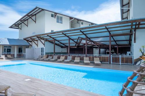 Zwembad, Hôtel Belle Terre Resort (Hotel Belle Terre Resort) in Cayenne