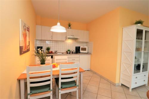 Apartment with Terrace image 9