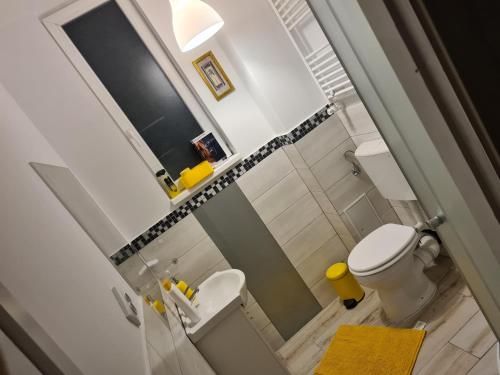 Grand Mall Apartament - image 5