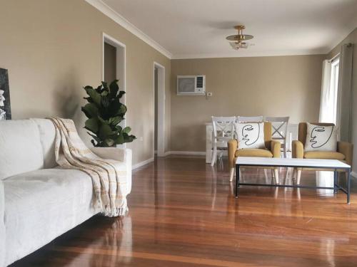 B&B Taree - Home Plus TAREE CBD - Bed and Breakfast Taree