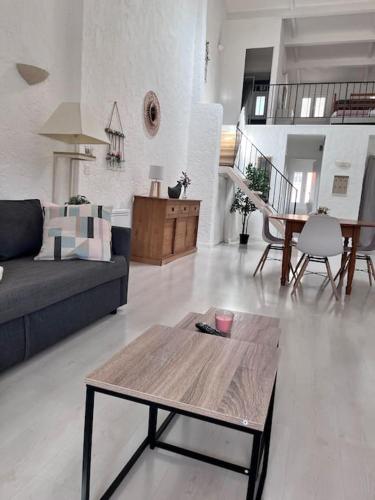 superbe Loft lumineux à proximité des lacs