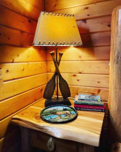 3 Bedroom log cabin with hot tub at Bear Mountain thumb 4