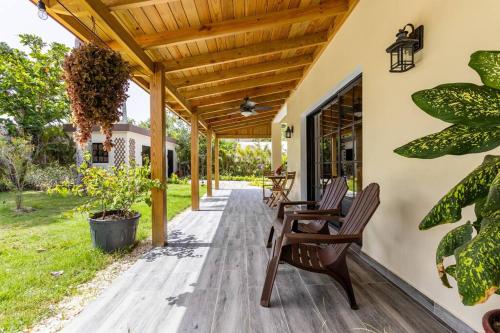 Villas Elim A and B in Cabrera