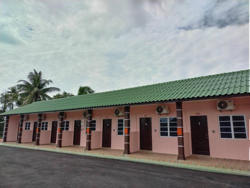 Widok z zewnątrz, Chalet Sri Bayu in Batu Rakit