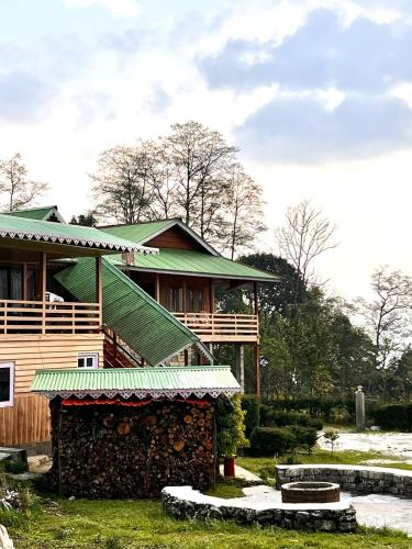 LOG CABIN in the woods