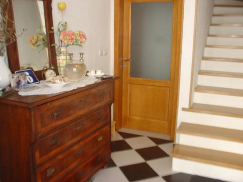  Apartments Kuća Grško in Selce