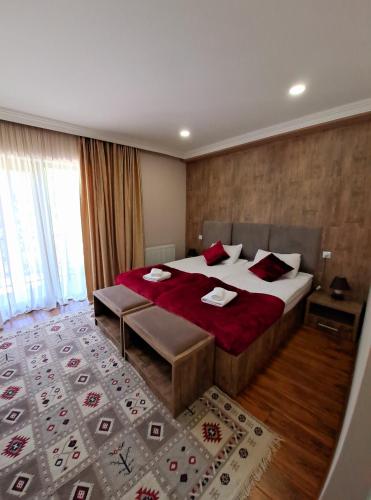 1 queen bed