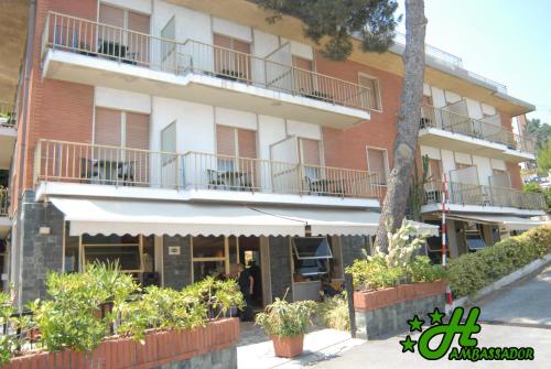 Hotel Ambassador